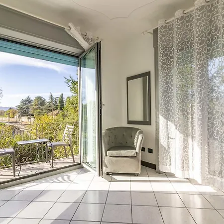 Holiday home Casa Ortensia Con Giardino